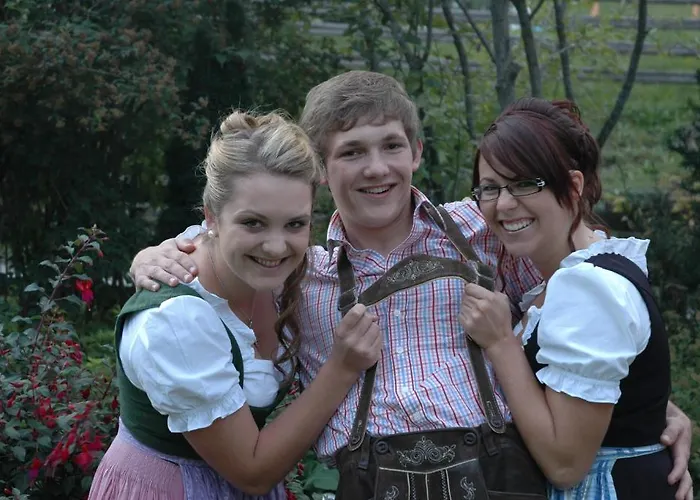 Gaestehaus Macheiner ゲストハウス Lessach Oberdorf